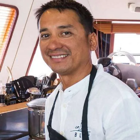 Crew of OMBRE BLU3|DECKHAND
