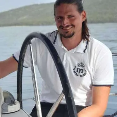 Skipper Duje Besic