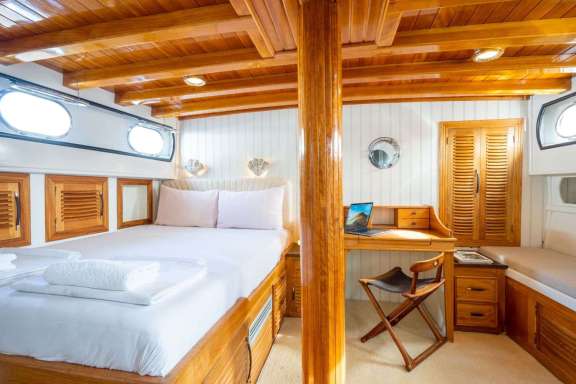 Image of Kavira II yacht #6