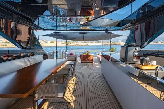 Flybridge - 2025