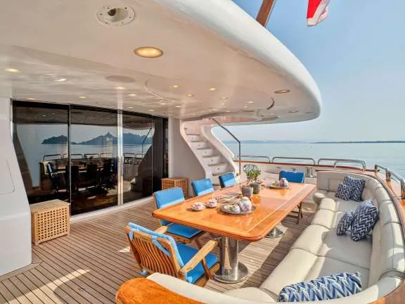 Image of OPTION B yacht #10