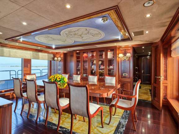 Image of OPTION B yacht #3