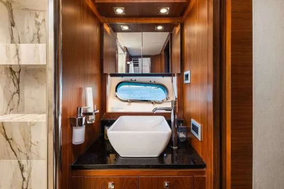 Image of BLADE 6 yacht #11