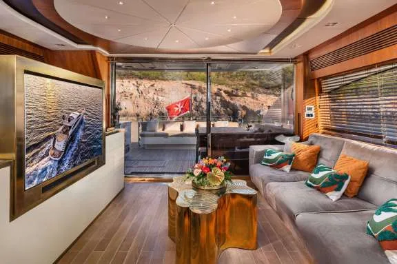 Image of BLADE 6 yacht #2