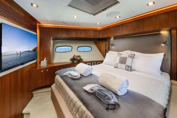 Image of BLADE 6 yacht #8