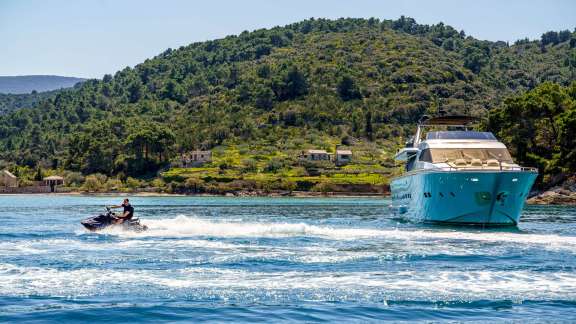 Image of PHANTOM yacht #5