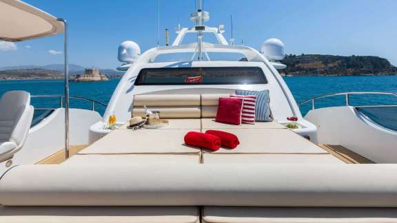 Image of REBECCA V yacht #15