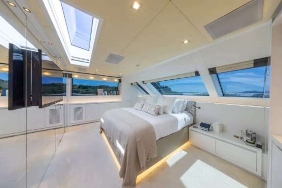 Image of ZULU 3 yacht #6