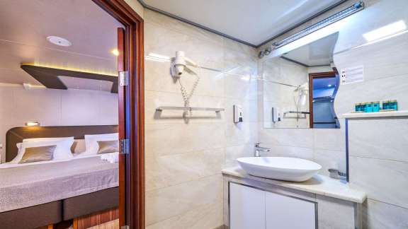 Image of CASABLANCA yacht #8