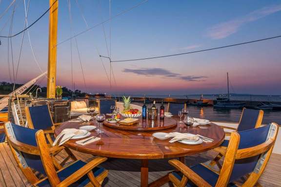 Image of ADRIATIC BREEZE yacht #14