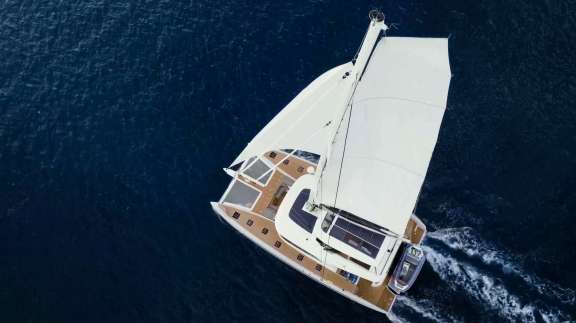 Image of Triwing Endor – Winter yacht #3