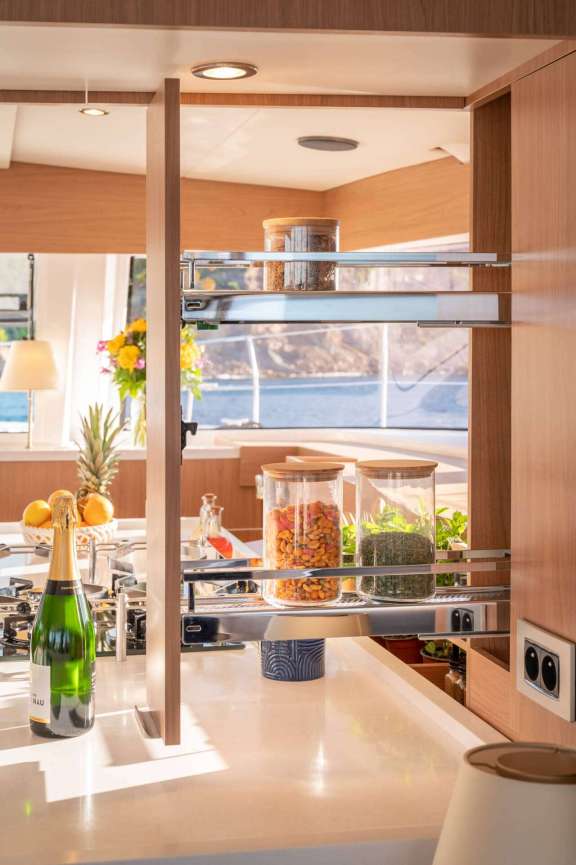 Image of BALI KAI yacht #16