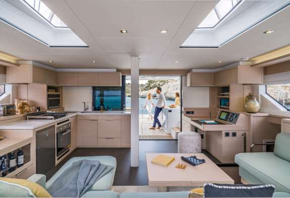 Image of SEAS THE DAY yacht #10