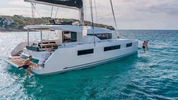 Image of NAUTI CAT yacht #9