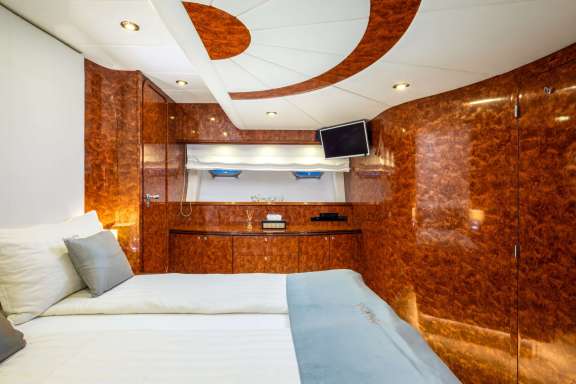 Image of LADY LONA yacht #12