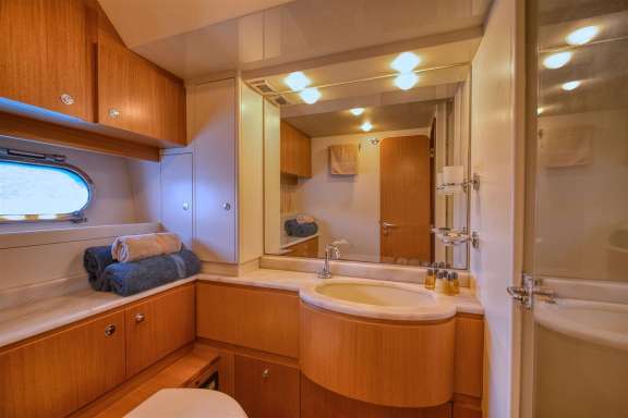 Image of Dominique yacht #14