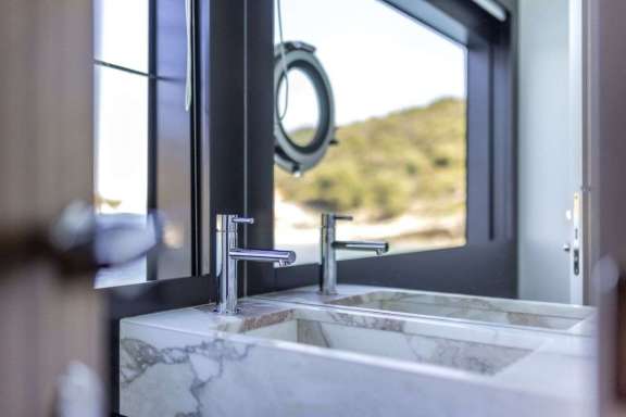 Image of YOYITA II yacht #15