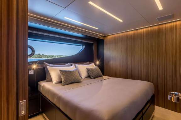 Image of YOYITA II yacht #8