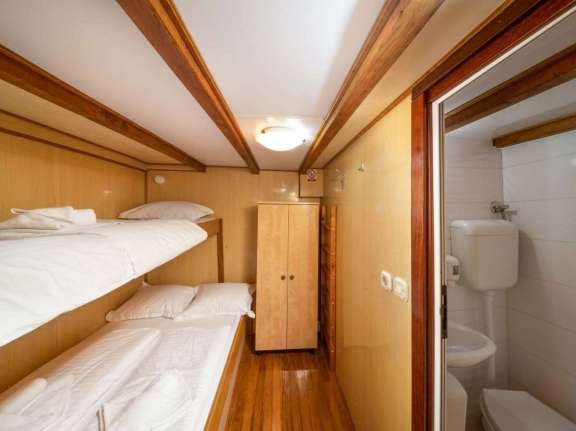 Image of NOVI DAN yacht #17