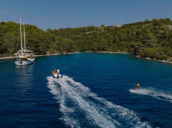 Image of NOVI DAN yacht #6