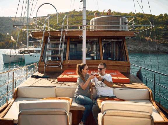 Image of TREBENNA yacht #4