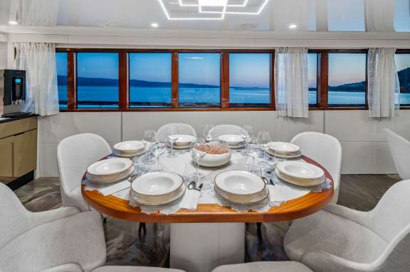 Image of Carpe Diem yacht #16