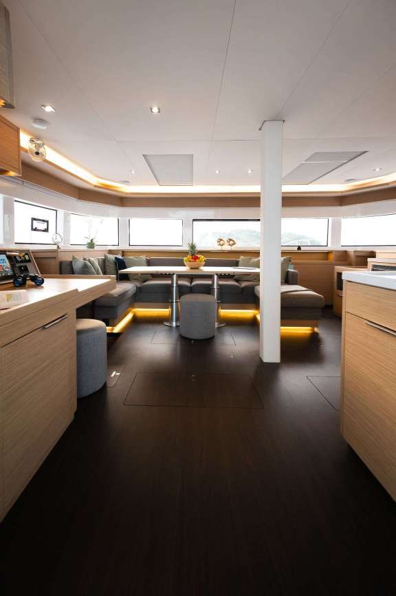 Image of LADY M yacht #10