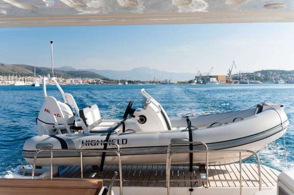 Image of LADY M yacht #11