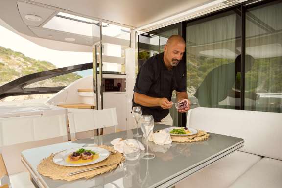 Image of MYNE yacht #18