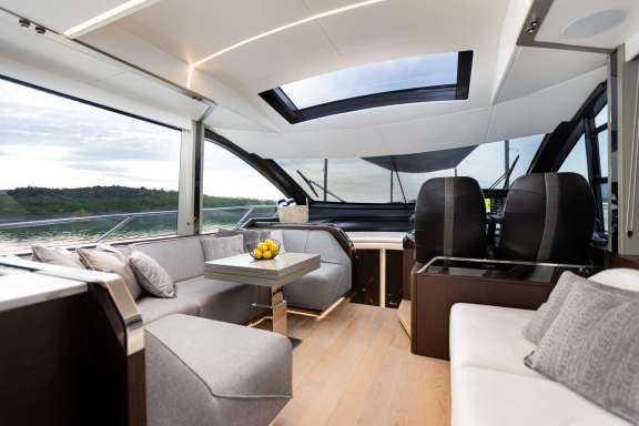 Image of X2 yacht #3