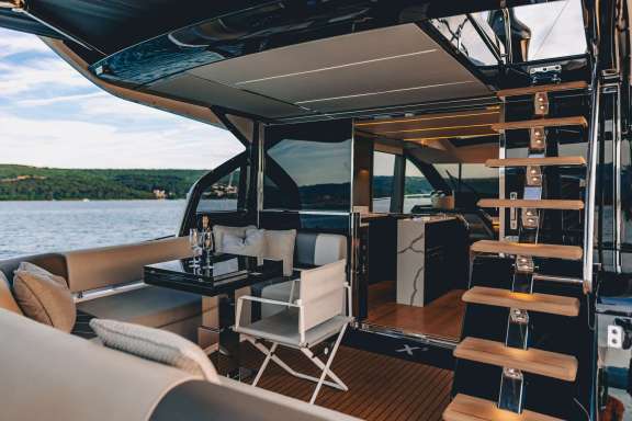 Image of X2 yacht #4