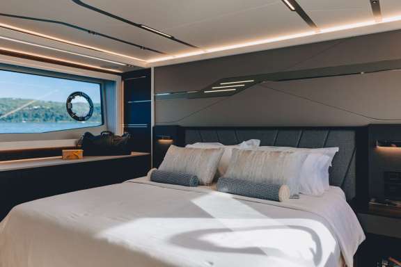 Image of X2 yacht #6