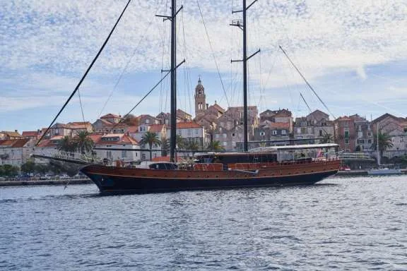 Image of Stella Maris yacht #19