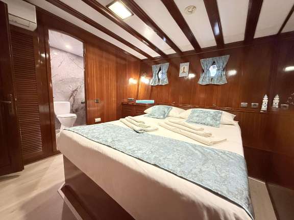 Image of Stella Maris yacht #8