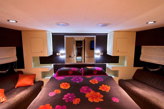 Image of SAURON yacht #5