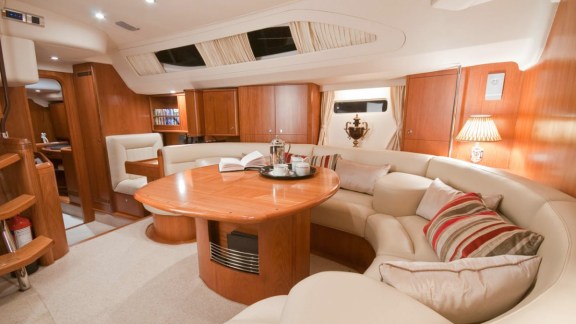 Image of MUSTIQUE yacht #8