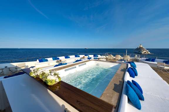 Image of SERENITY yacht #15