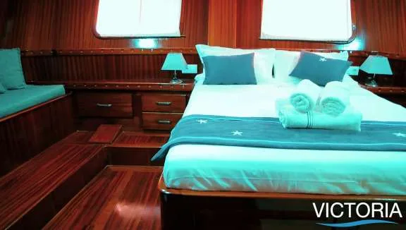 Image of VICTORIA yacht #6