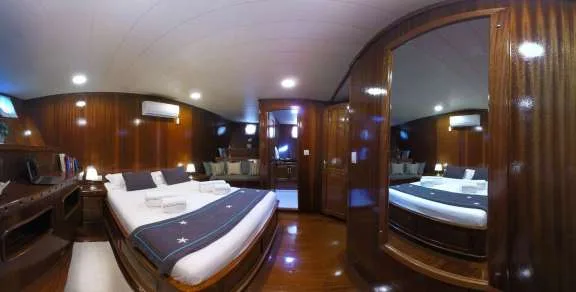Image of VICTORIA yacht #7