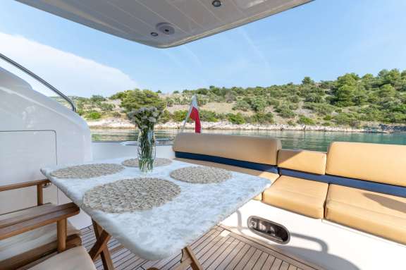 Image of Anna Wo yacht #10