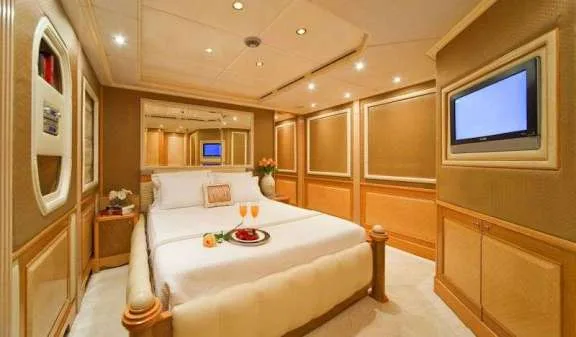 Image of SENSATION yacht #9