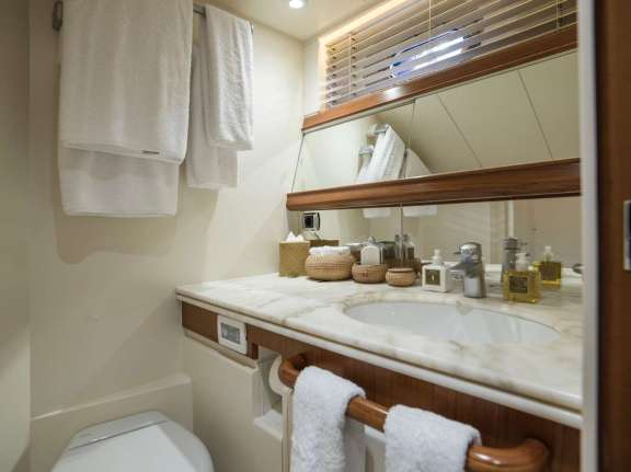 Image of Vivid yacht #15