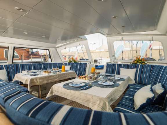 Image of Vivid yacht #5