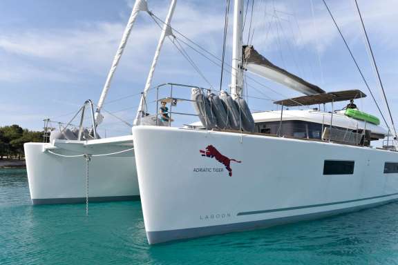 Image of ADRIATIC TIGER (Lagoon 620) yacht #18