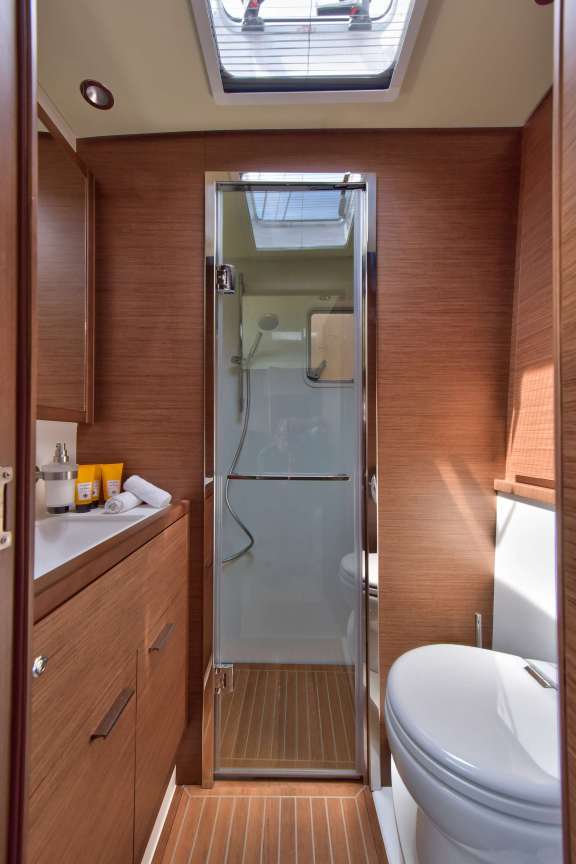 Image of ADRIATIC TIGER (Lagoon 620) yacht #5