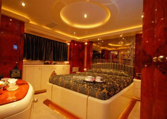 Image of CROCUS yacht #7