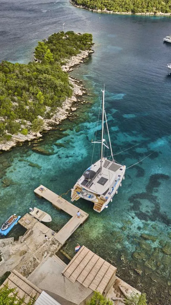 Image of Aura yacht #11