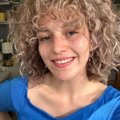 Hostess Petra Puljic