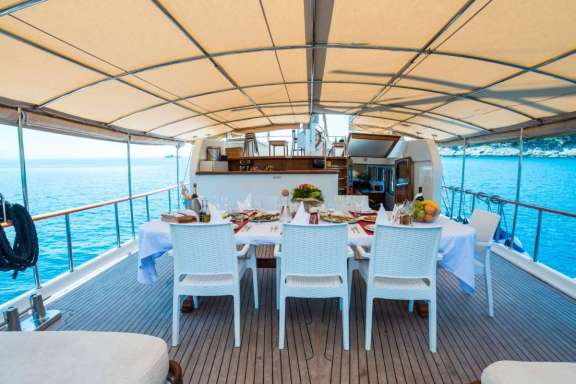 Image of Sirena yacht #12