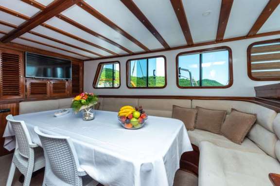 Image of Sirena yacht #2